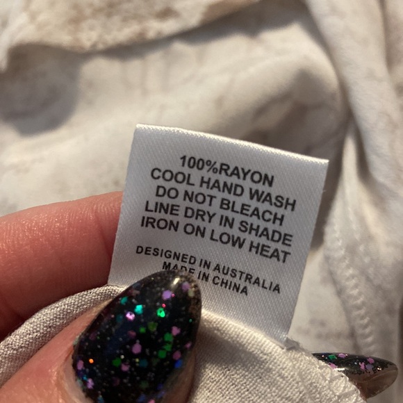 Kivari dress 🥀 - Picture 9 of 13